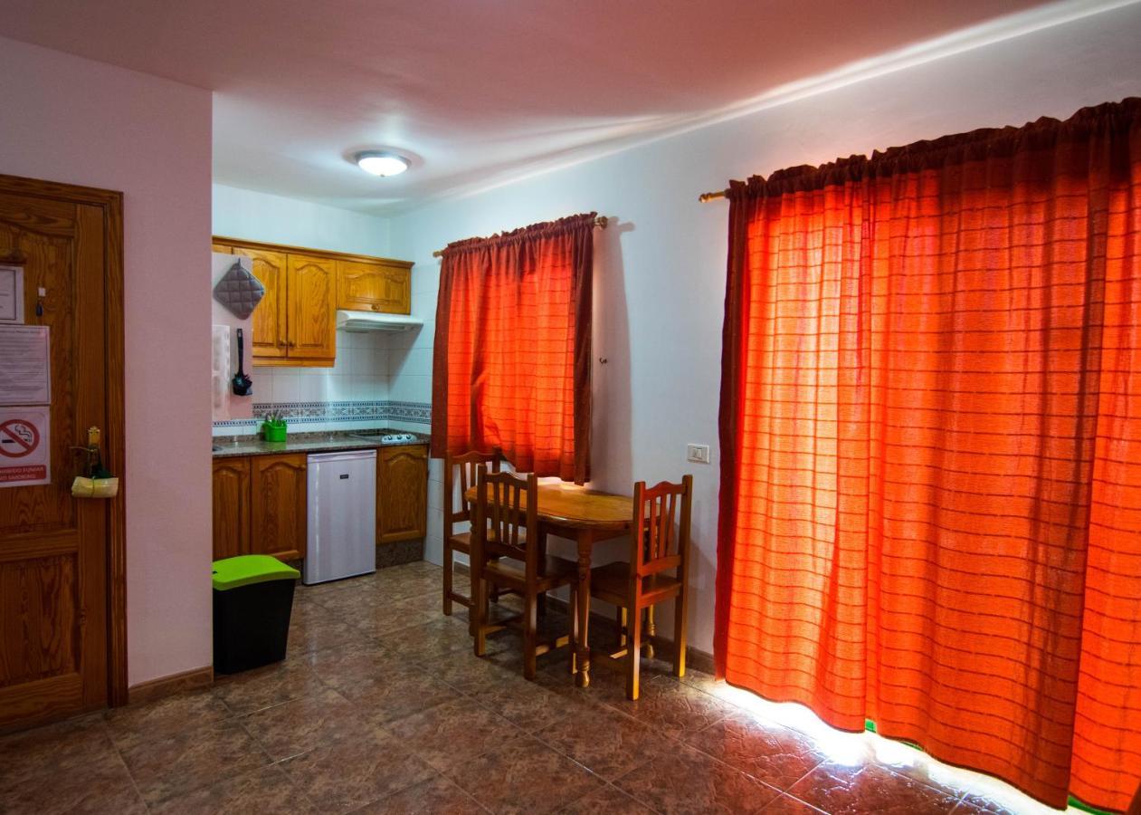 Apartamentos Alcala - Tenerife エクステリア 写真